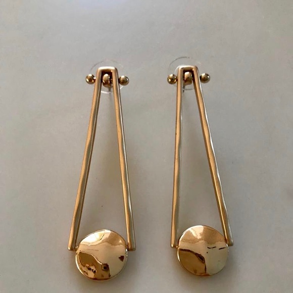 Anthropologie Jewelry - Gold drop earrings